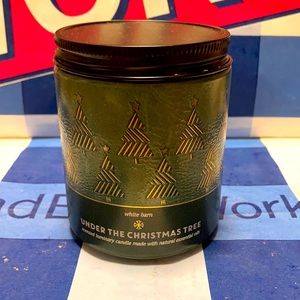 B&BW Christmas Candle